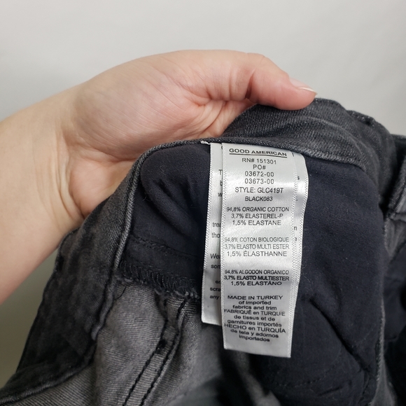 Good American good leg crops raw hem jeans - Picture 4 of 6